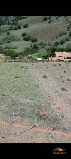 Foto 1 de Terreno / Lote à venda, 2000m2 em Paraibuna - SP