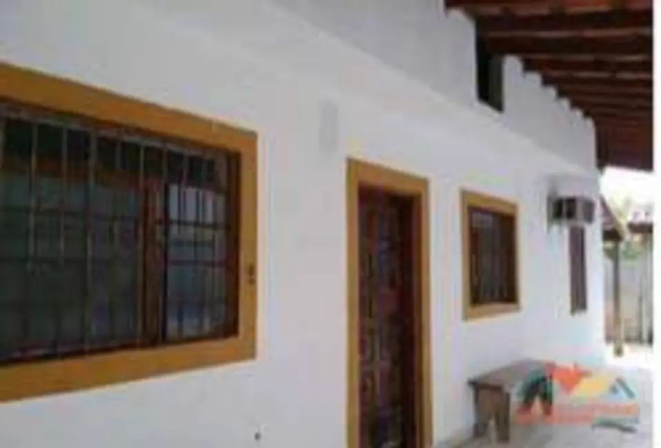 Casa com 2 quartos à venda, 370m2 em Travessão, Caraguatatuba - SP - imagem 4 Foto 4 de Casa com 2 quartos à venda, 370m2 em Travessão, Caraguatatuba - SP