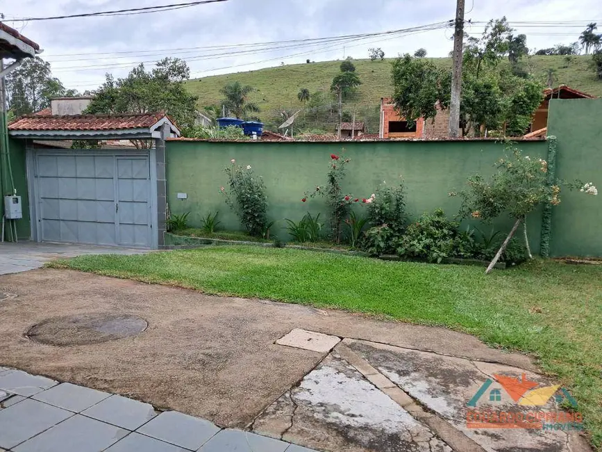 Foto 2 de Casa com 3 quartos à venda, 600m2 em Paraibuna - SP