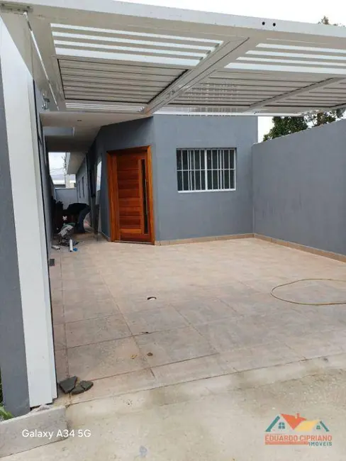 Foto 2 de Casa com 2 quartos à venda, 135m2 em Balneário dos Golfinhos, Caraguatatuba - SP