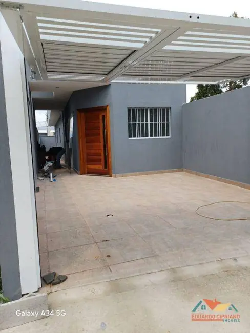 Foto 1 de Casa com 2 quartos à venda, 135m2 em Pontal de Santa Marina, Caraguatatuba - SP