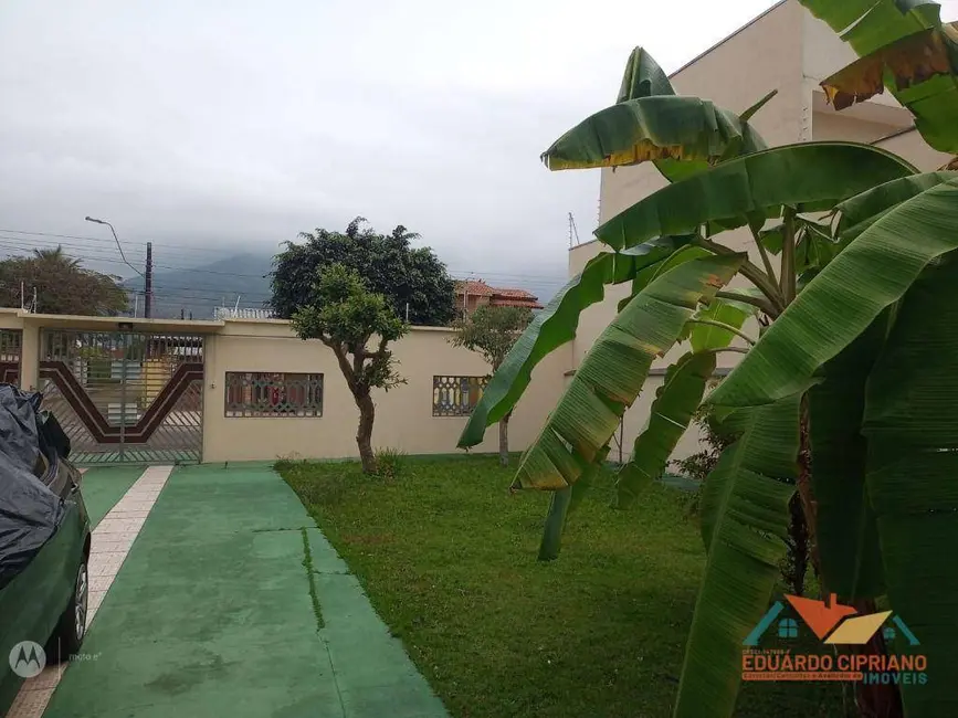 Foto 3 de Casa com 3 quartos à venda, 400m2 em Indaiá, Caraguatatuba - SP