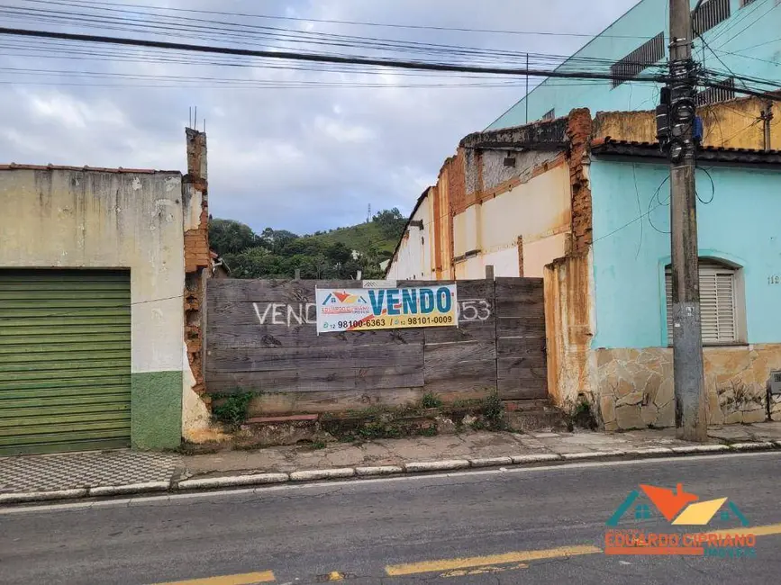 Foto 1 de Terreno / Lote à venda, 180m2 em Centro, Paraibuna - SP