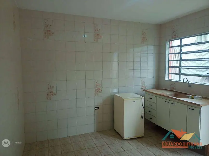 Foto 4 de Casa com 2 quartos para alugar, 250m2 em Martim de Sá, Caraguatatuba - SP