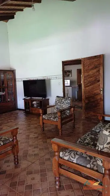 Chácara com 1 quarto à venda, 14000m2 em Paraibuna - SP - imagem 7 Foto 7 de Chácara com 1 quarto à venda, 14000m2 em Paraibuna - SP