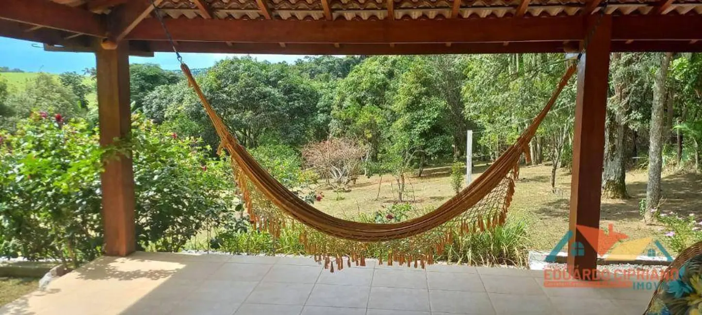 Chácara com 4 quartos à venda, 6160m2 em Paraibuna - SP - imagem 6 Foto 6 de Chácara com 4 quartos à venda, 6160m2 em Paraibuna - SP