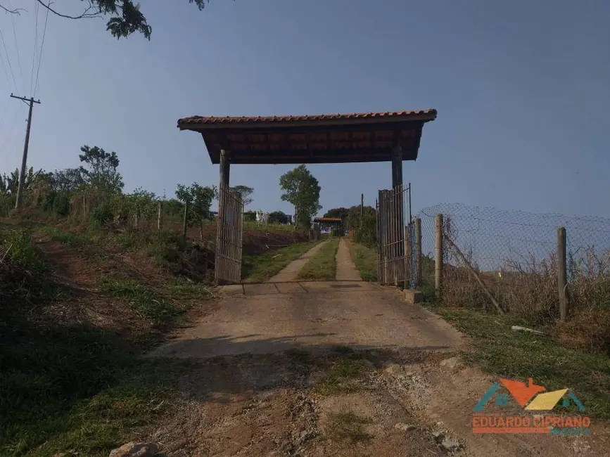 Chácara com 3 quartos à venda, 4454m2 em Paraibuna - SP - imagem 6 Foto 6 de Chácara com 3 quartos à venda, 4454m2 em Paraibuna - SP