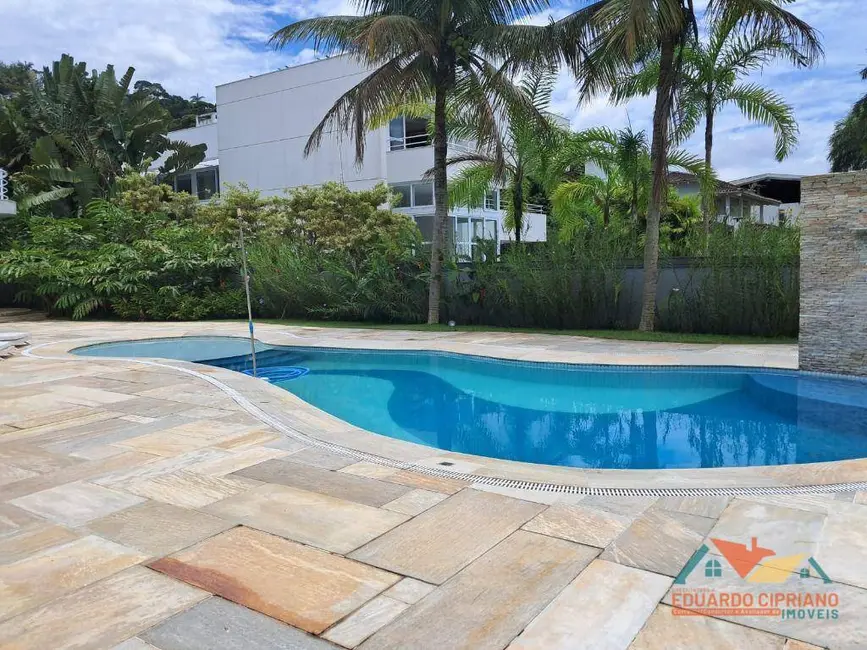 Foto 4 de Casa de Condomínio com 4 quartos à venda, 1000m2 em Massaguaçu, Caraguatatuba - SP