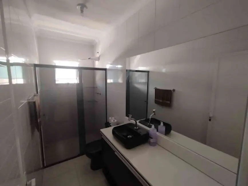 Casa com 3 quartos à venda, 200m2 em Sao Jose Dos Campos - SP - imagem 9 Foto 9 de Casa com 3 quartos à venda, 200m2 em Sao Jose Dos Campos - SP