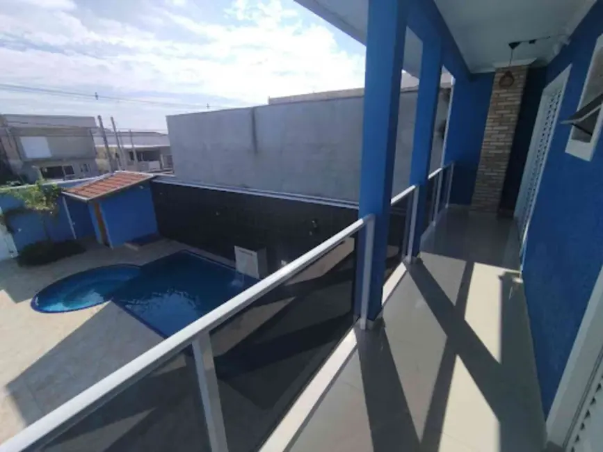 Casa com 3 quartos à venda, 200m2 em Sao Jose Dos Campos - SP - imagem 8 Foto 8 de Casa com 3 quartos à venda, 200m2 em Sao Jose Dos Campos - SP