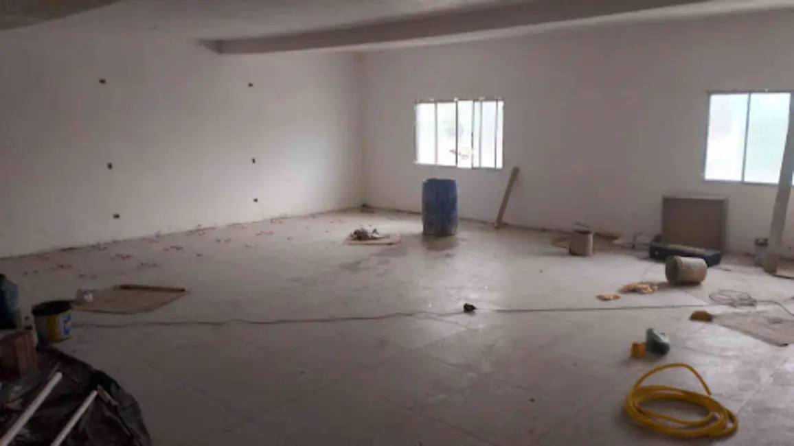 Foto 1 de Loja para alugar, 115m2 em Travessão, Caraguatatuba - SP