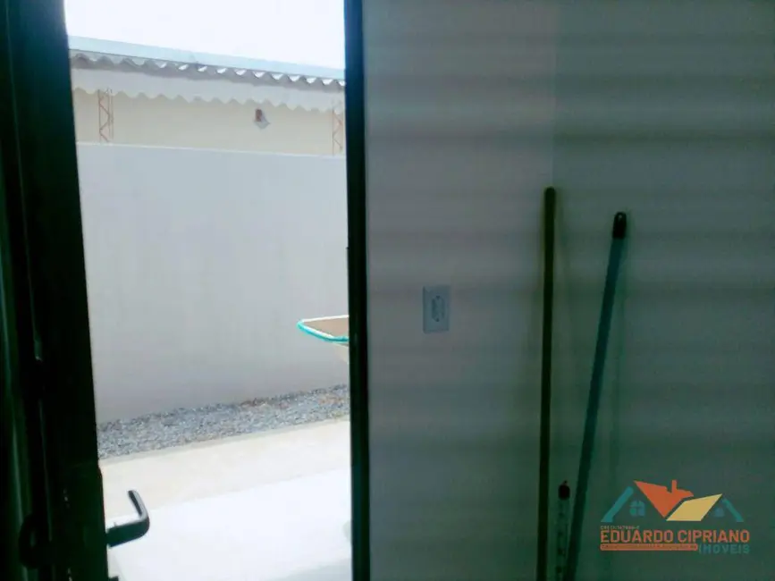 Casa com 2 quartos à venda, 135m2 em Balneário Recanto do Sol, Caraguatatuba - SP - imagem 9 Foto 9 de Casa com 2 quartos à venda, 135m2 em Balneário Recanto do Sol, Caraguatatuba - SP