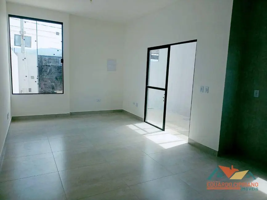 Casa com 2 quartos à venda, 135m2 em Balneário Recanto do Sol, Caraguatatuba - SP - imagem 7 Foto 7 de Casa com 2 quartos à venda, 135m2 em Balneário Recanto do Sol, Caraguatatuba - SP