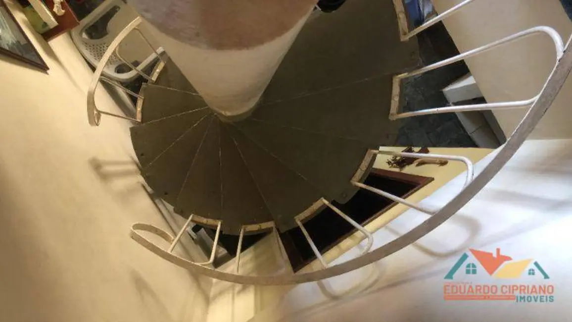 Foto 9 de Kitnet com 1 quarto à venda, 100m2 em Massaguaçu, Caraguatatuba - SP