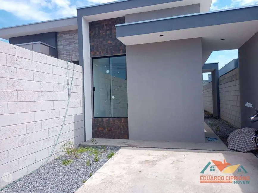 Foto 1 de Casa com 2 quartos à venda, 135m2 em Balneário Recanto do Sol, Caraguatatuba - SP