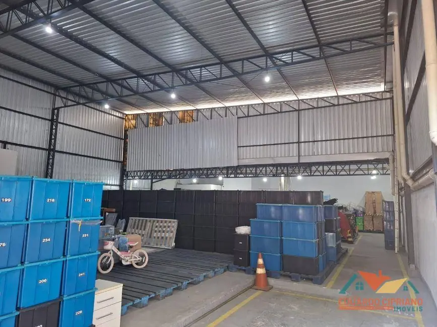 Foto 1 de Terreno / Lote à venda, 400m2 em Jardim Capricórnio, Caraguatatuba - SP