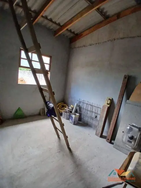 Foto 2 de Casa com 2 quartos à venda, 390m2 em Massaguaçu, Caraguatatuba - SP
