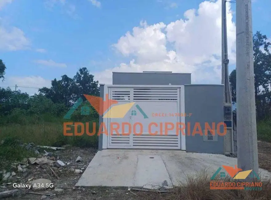 Casa com 2 quartos à venda, 125m2 em Balneário dos Golfinhos, Caraguatatuba - SP - imagem 3 Foto 3 de Casa com 2 quartos à venda, 125m2 em Balneário dos Golfinhos, Caraguatatuba - SP