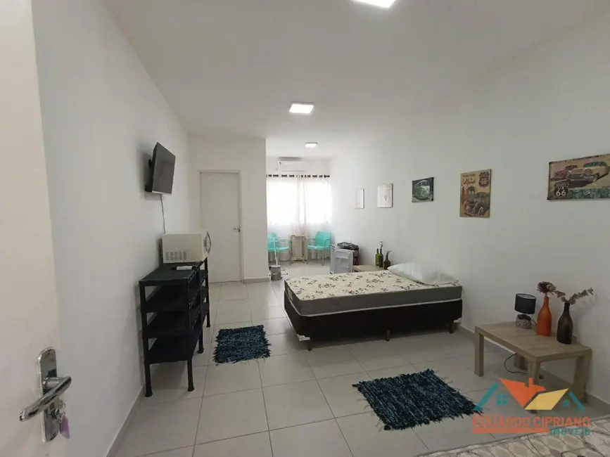 Foto 5 de Apartamento com 1 quarto para alugar, 30m2 em Centro, Caraguatatuba - SP