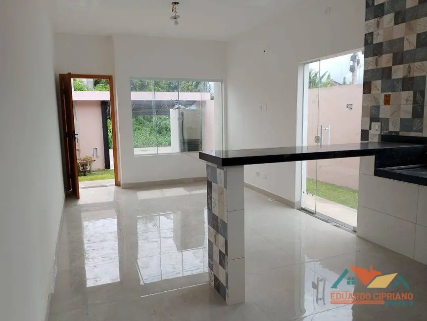 Casa com 2 quartos à venda, 170m2 em Pontal de Santa Marina, Caraguatatuba - SP - imagem 6 Foto 6 de Casa com 2 quartos à venda, 170m2 em Pontal de Santa Marina, Caraguatatuba - SP