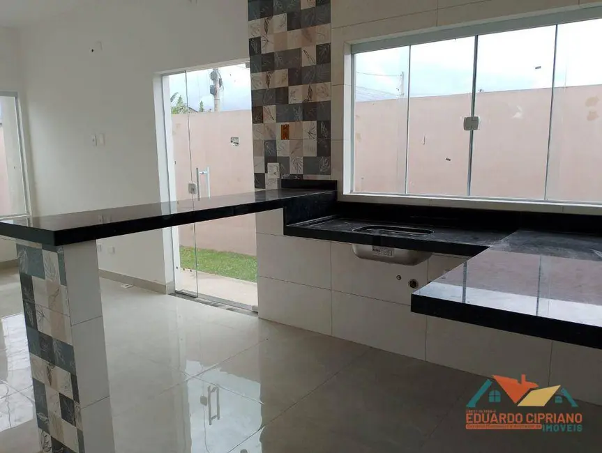 Casa com 2 quartos à venda, 170m2 em Pontal de Santa Marina, Caraguatatuba - SP - imagem 8 Foto 8 de Casa com 2 quartos à venda, 170m2 em Pontal de Santa Marina, Caraguatatuba - SP