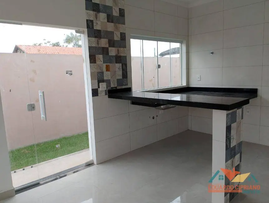 Casa com 2 quartos à venda, 170m2 em Pontal de Santa Marina, Caraguatatuba - SP - imagem 7 Foto 7 de Casa com 2 quartos à venda, 170m2 em Pontal de Santa Marina, Caraguatatuba - SP