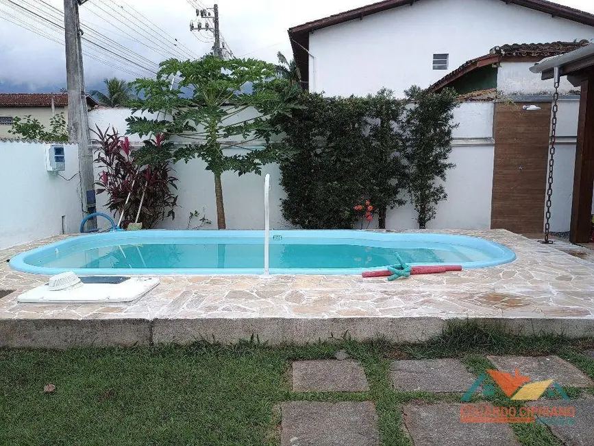 Foto 1 de Casa com 3 quartos para alugar em Massaguaçu, Caraguatatuba - SP