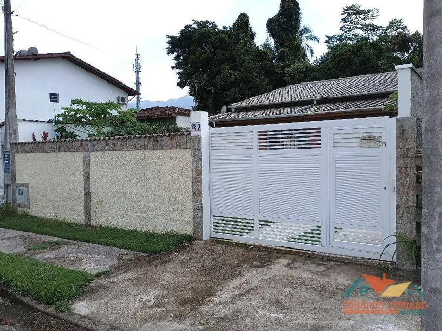 Foto 2 de Casa com 3 quartos para alugar em Massaguaçu, Caraguatatuba - SP