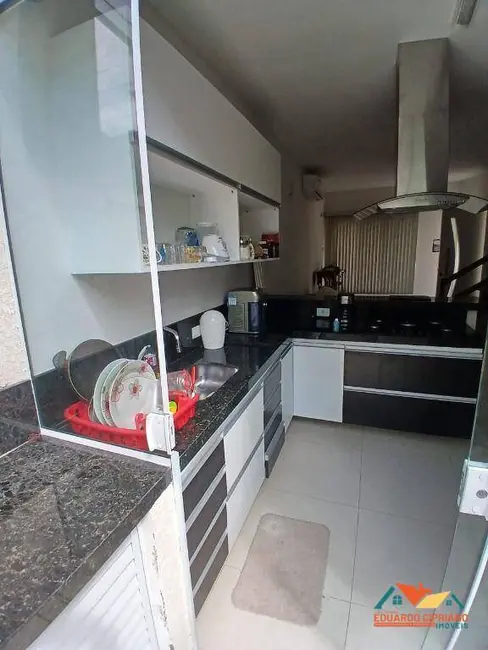 Foto 17 de Casa à venda em Massaguaçu, Caraguatatuba - SP