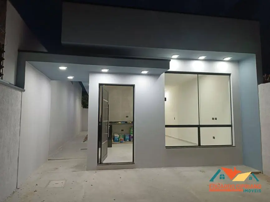 Foto 1 de Casa com 2 quartos à venda, 125m2 em Jardim das Gaivotas, Caraguatatuba - SP