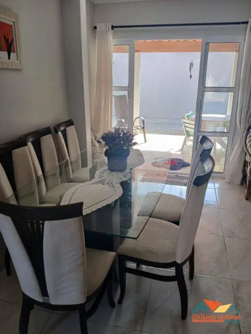 Foto 1 de Casa com 3 quartos à venda, 220m2 em Massaguaçu, Caraguatatuba - SP