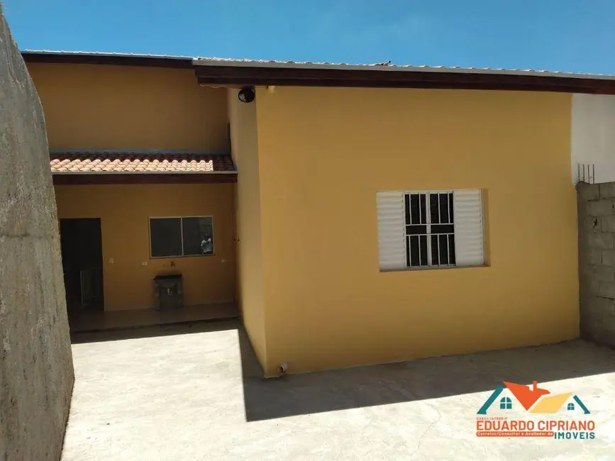 Foto 1 de Casa com 2 quartos à venda, 250m2 em Paraibuna - SP