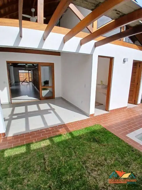 Foto 2 de Casa com 3 quartos à venda, 270m2 em Massaguaçu, Caraguatatuba - SP