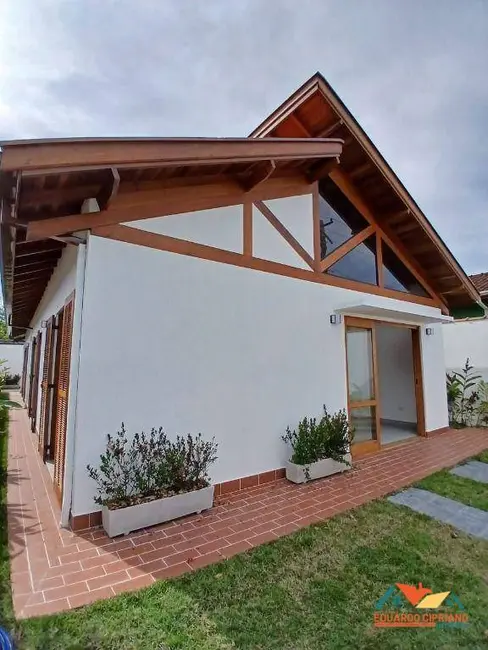 Foto 1 de Casa com 3 quartos à venda, 270m2 em Massaguaçu, Caraguatatuba - SP