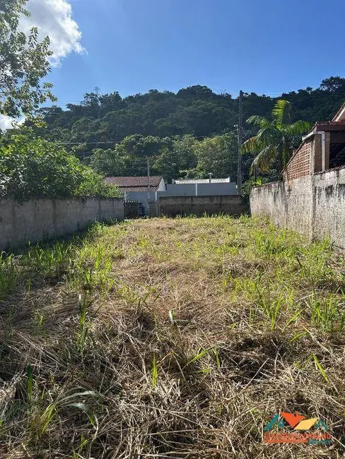 Foto 1 de Terreno / Lote à venda, 340m2 em Massaguaçu, Caraguatatuba - SP