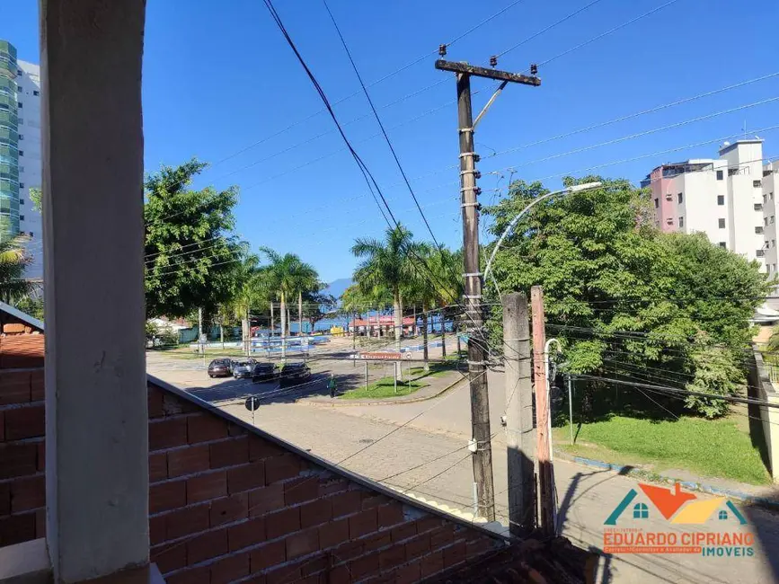 Apartamento com 2 quartos para alugar, 70m2 em Prainha, Caraguatatuba - SP - imagem 1 Foto 1 de Apartamento com 2 quartos para alugar, 70m2 em Prainha, Caraguatatuba - SP