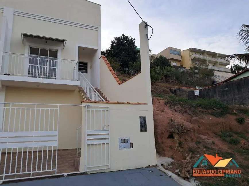 Foto 2 de Casa com 2 quartos à venda, 250m2 em Paraibuna - SP