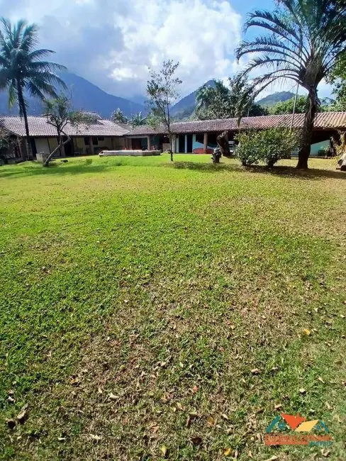 Foto 1 de Casa com 3 quartos à venda, 1050m2 em Massaguaçu, Caraguatatuba - SP
