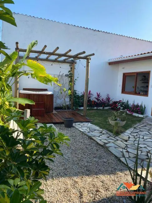 Casa com 3 quartos à venda, 360m2 em Recanto Som do Mar, Caraguatatuba - SP - imagem 5 Foto 5 de Casa com 3 quartos à venda, 360m2 em Recanto Som do Mar, Caraguatatuba - SP