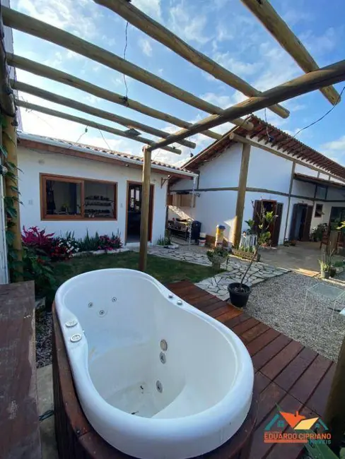 Casa com 3 quartos à venda, 360m2 em Recanto Som do Mar, Caraguatatuba - SP - imagem 4 Foto 4 de Casa com 3 quartos à venda, 360m2 em Recanto Som do Mar, Caraguatatuba - SP