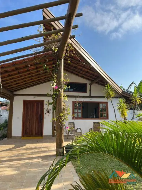 Casa com 3 quartos à venda, 360m2 em Recanto Som do Mar, Caraguatatuba - SP - imagem 2 Foto 2 de Casa com 3 quartos à venda, 360m2 em Recanto Som do Mar, Caraguatatuba - SP