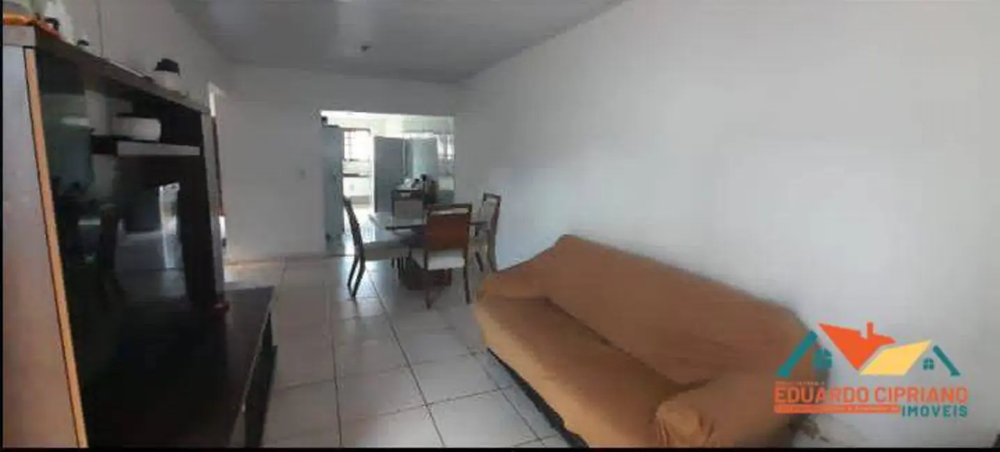 Foto 3 de Casa com 2 quartos à venda, 300m2 em Martim de Sá, Caraguatatuba - SP