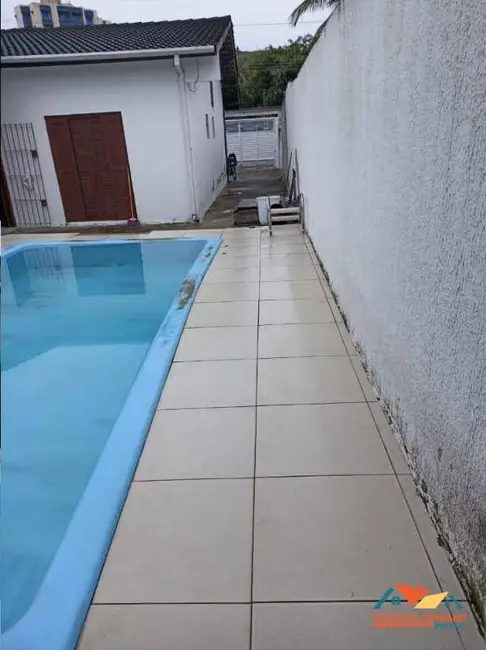 Foto 8 de Casa com 2 quartos à venda, 300m2 em Martim de Sá, Caraguatatuba - SP