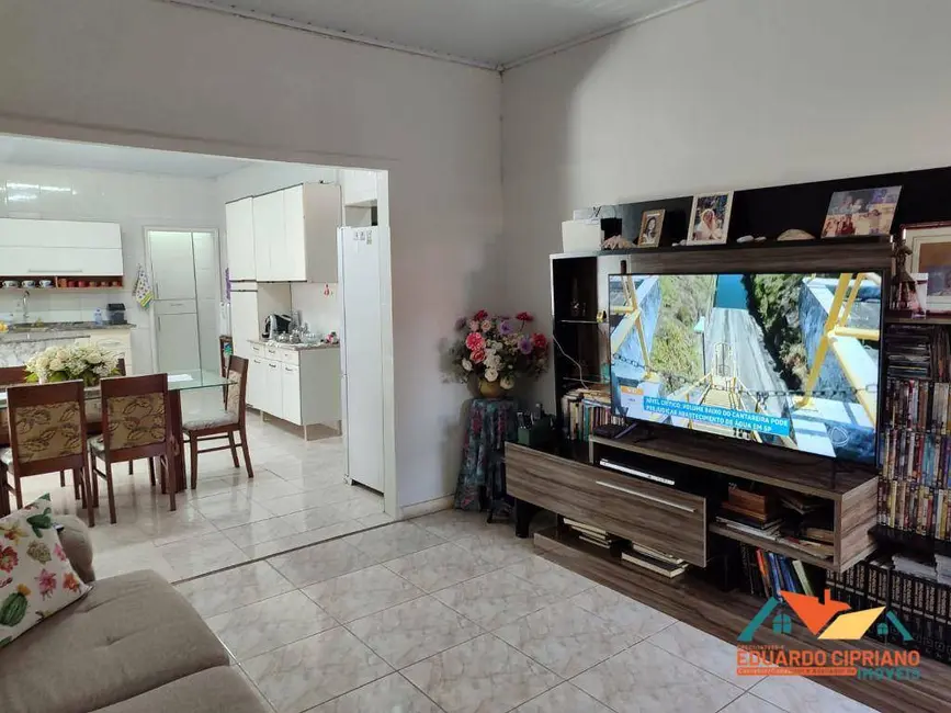 Foto 7 de Casa com 3 quartos à venda, 282m2 em Jardim Jaqueira, Caraguatatuba - SP