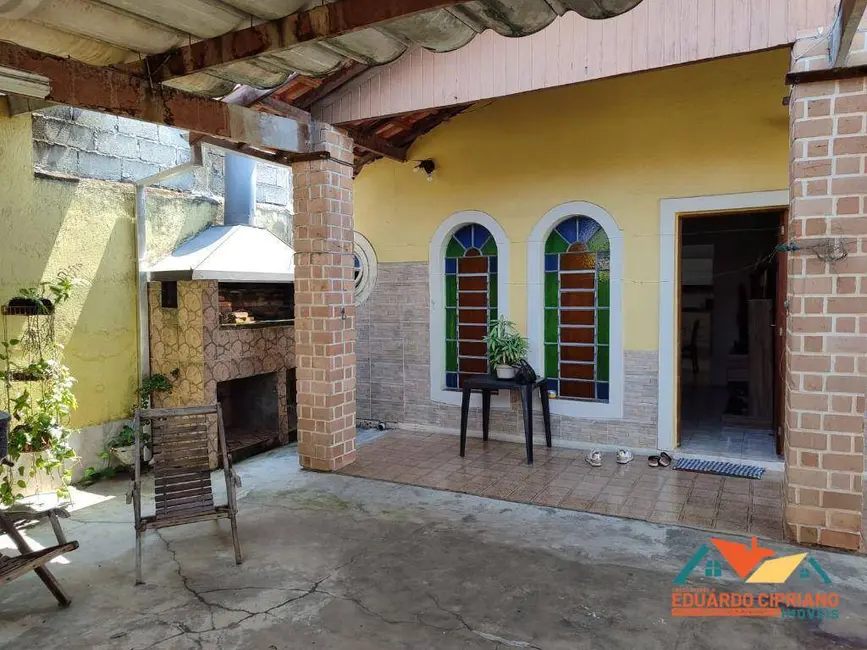 Foto 4 de Casa com 3 quartos à venda, 282m2 em Jardim Jaqueira, Caraguatatuba - SP