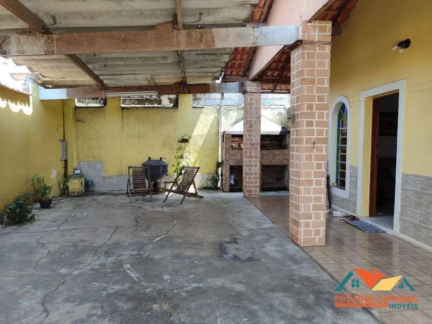Foto 3 de Casa com 3 quartos à venda, 282m2 em Jardim Jaqueira, Caraguatatuba - SP
