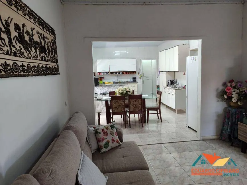 Foto 8 de Casa com 3 quartos à venda, 282m2 em Jardim Jaqueira, Caraguatatuba - SP