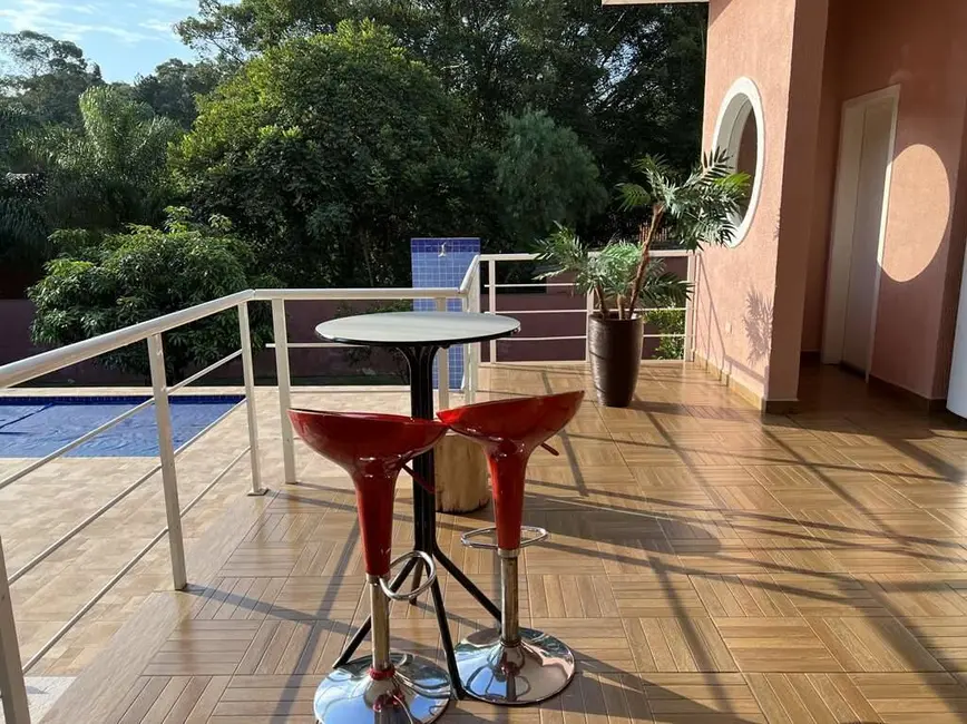 Foto 3 de Casa de Condomínio com 4 quartos à venda, 1296m2 em Chácara de La Rocca, Carapicuiba - SP