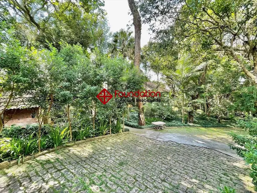 Foto 2 de Casa com 3 quartos à venda, 3316m2 em Chácara Santa Lúcia dos Ypes, Carapicuiba - SP