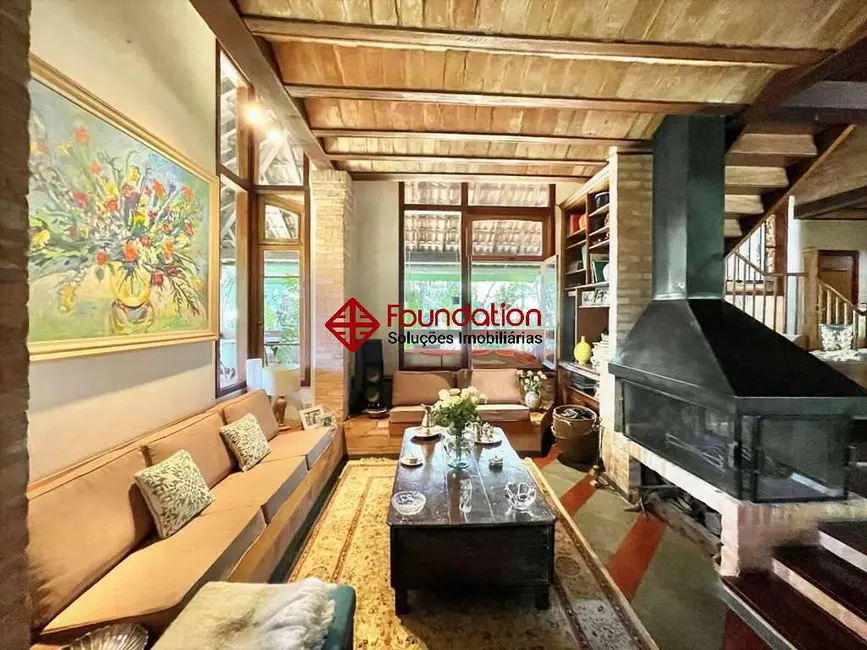 Casa com 3 quartos à venda, 3316m2 em Chácara Santa Lúcia dos Ypes, Carapicuiba - SP - imagem 7 Foto 7 de Casa com 3 quartos à venda, 3316m2 em Chácara Santa Lúcia dos Ypes, Carapicuiba - SP